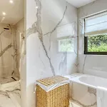 Luxurious Facing The Baie Des Canebiers Villa