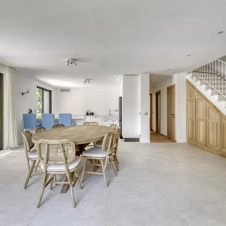 Luxurious Facing The Baie Des Canebiers * Saint-Tropez
